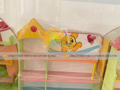 Kệ đựng đồ chơi học liệu mầm non, kệ đồ chơi mầm non 5