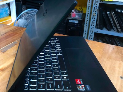 Laptop MSI Morden 15 B7M Ryzen 7 7730U RAM 8GB SSD 512GB VGA ON Màn 15.6 Inch Full HD Máy Đẹp 2