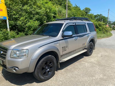 BÁN FORD EVEREST 7 CHỖ số tự động máy dầu giá 185 triệu 1