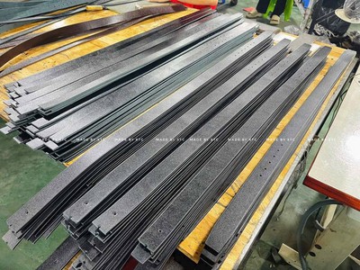 Nguồn hàng thắt lưng da bò từ xưởng sản xuất trực tiếp 14