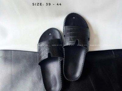 Xưởng sản xuất dép da cho shop đang tìm nguồn hàng lâu dài 1