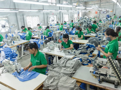 Tìm xưởng may đồng phục kỹ sư, nhớ xem kỹ điều này 0