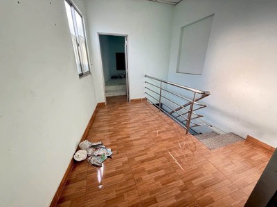 CHO THUÊ Nhà mặt tiền đường số, P. LINH ĐÔNG, Trệt lầu    2PN 3WC, Sân oto   9TR/THÁNG 3