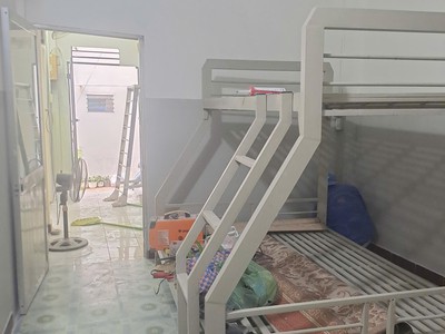 Cho thuê nhà hẻm đường 16, P. LINH CHIỂU Ngay ĐH NGÂN HÀNG 40m2 có 1PN 1wc 5,5TR/THÁNG 2