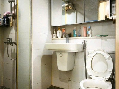 Bán căn hộ CC Quốc tế BooYoung, KĐT Mỗ Lao, 75m2, 2PN, 2WC, tầng trung view đẹp, đầy đủ nội thất, 3