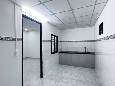 Cho thuê nhà hẻm Xe Tải đường số 30, P. Linh Đông - Hẻm xe tải, sân Rộng 100m2, 3pn 3wc 5