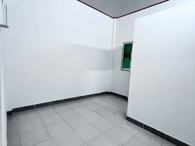 Cho thuê nhà hẻm Xe Tải đường số 30, P. Linh Đông - Hẻm xe tải, sân Rộng 100m2, 3pn 3wc 7
