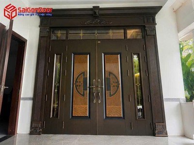 Cửa thép Clasic 5D cao cấp 2