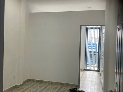Măt tiền ngô chí quốc giá 4ty2 3