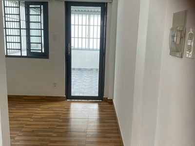 Măt tiền ngô chí quốc giá 4ty2 4