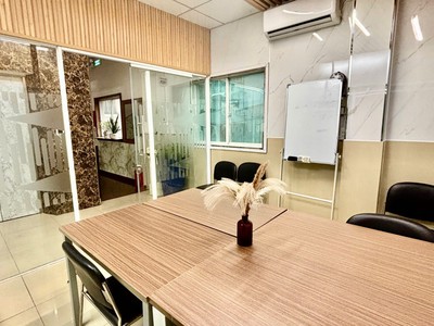 VIETPHONE office building rất vui được phục khách hàng 2