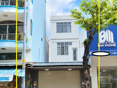 Cho thuê nhà mặt tiền độc lập 100m , 3tầng, 25triệu-gần ngã tư 0