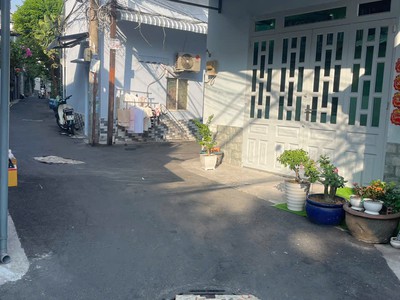 Cho thuê nhà đường số 6, P. Linh Tây 58M 4PN 3WC 1 TRỆT 2 LẦU 14TR/THÁNG 7