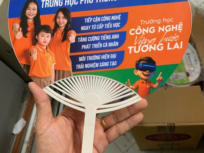 Quạt Nhựa In Logo Theo Yêu Cầu- Qùa Tặng Quảng Bá Thương Hiệu 1