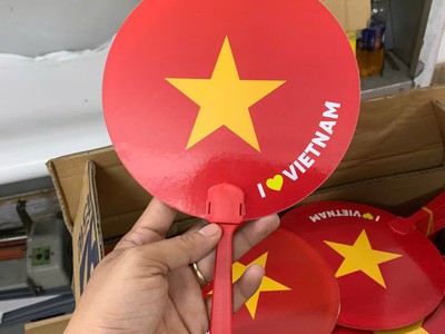Quạt Nhựa In Logo Theo Yêu Cầu- Qùa Tặng Quảng Bá Thương Hiệu 4