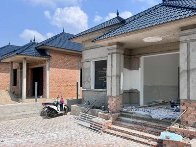 Cần Bán Đất 393m , 210m Đất Ở, 2 Mặt Tiền, Thế Đất Vuông Vức 1