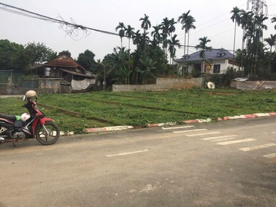 Bán đất đối diện trường Mầm Non Hợp Thành - TP Hòa Bình - 2 mặt tiền 110m2  5xx 1