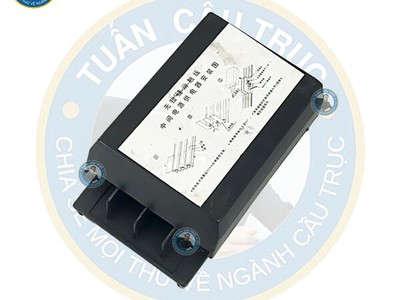 Hộp nối ray 4P Kyec Trung Quốc 1