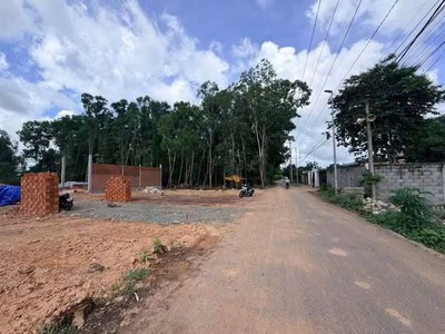 Đất an ngãi, đã có sổ công chứng liền trong ngày  diện tích: 5 17m, vị trí đẹp chỉ có 580 triệu 2