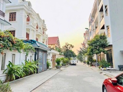 Bán đất biệt thự mặt phố Nguyễn Viết Xuân, KĐT An Phú, ph Tân Bình, TP HD, 250m2, mt rộng, giá tốt 1