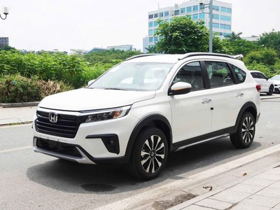 HONDA BR-V suv 7 chỗ giá đang cực tốt 3
