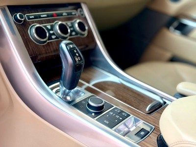 Land Rover Range Rover HSE Sport 2015 6