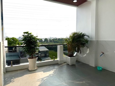 Giảm Còn 8.1 Tỷ - 80m 5 Tầng - Trần Thị Năm - Trung Mỹ Tây 7