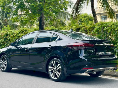 Cần bán Kia cerato 1.6 at 0