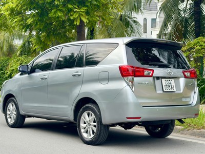 Cần bán Innova 2.0E MT 1