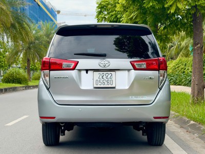 Cần bán Innova 2.0E MT 2