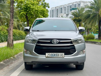 Cần bán Innova 2.0E MT 4