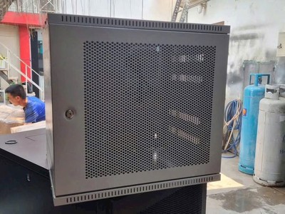 Tủ mạng HTT Rack treo tường 0