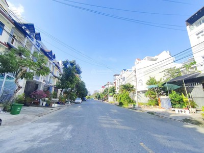 Bán đất mặt tiền kdc đồng bộ bình hưng giá chỉ nhỉnh 7 tỷ 2
