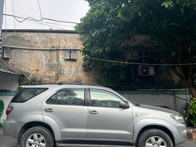 FORTUNER 2011 std 2 cầu giá chỉ 270 triệu 1