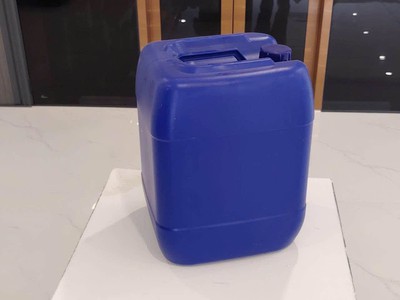 Can nhựa háo chất 5