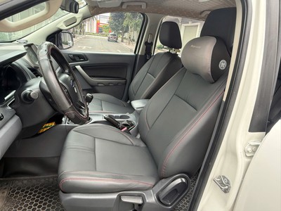 FORD RANGER XLS 2016 số sàn máy dầu 2.2 giá chỉ loanh quanh 300 triệu 2