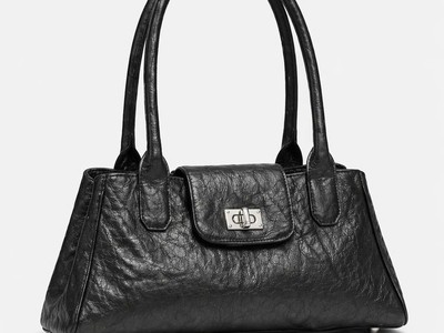 Local Brand Cần Phát Triển Dòng Ví Và Phụ Kiện Riêng 3