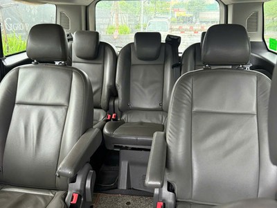 Ford Tourneo 2019   2.0 Máy Xăng   9 Chỗ 4