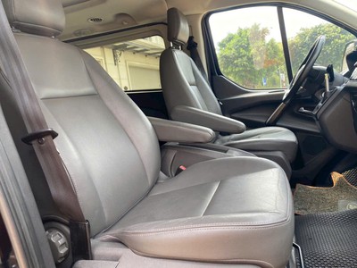 Ford Tourneo 2019   2.0 Máy Xăng   9 Chỗ 5