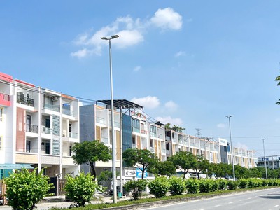 Đất 5x22m mặt tiền phạm hùng, bình hưng, bình chánh. giá: 13 tỷ 3