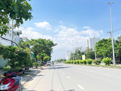 Đất 5x22m mặt tiền phạm hùng, bình hưng, bình chánh. giá: 13 tỷ 4