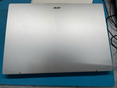 Laptop Acer Swift Go 14 AI SFG14-73 còn bảo hành chính hãng,máy đẹp 1