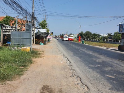 Bán đất mặt tiền QL62 Long An  cũ  TDT 666.9m2 5