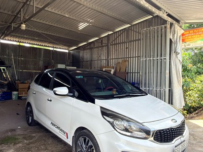 Kia Rondo 2018, 7 chỗ tự động trắng 183.909 km 0