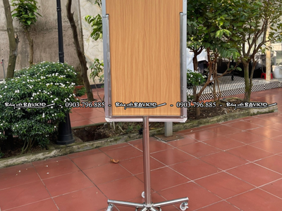 Bảng Flipchart Plus Từ Hàn Quốc Chân Inox 100x60cm 1