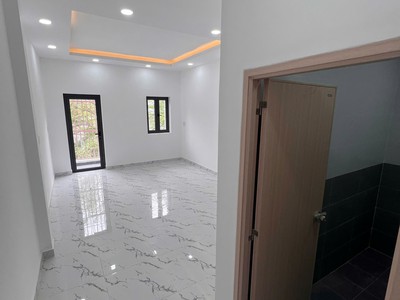 Bán nhà 72m  gần chợ Rạch Kiến, thiết kế hiện đại, giá 2,5 tỷ 4